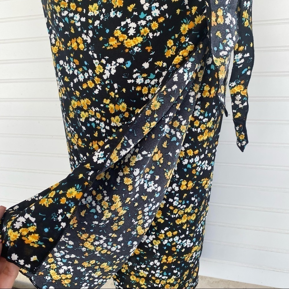 Ditsy floral wrap skirt Size 1X NEW - Picture 4 of 14